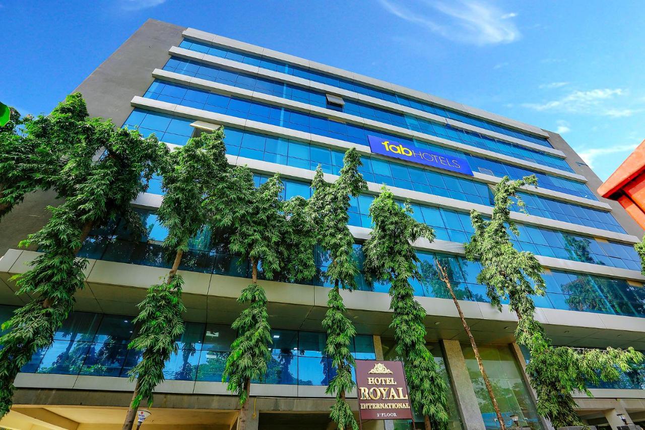 FabHotel Royal International Mumbai Exterior foto